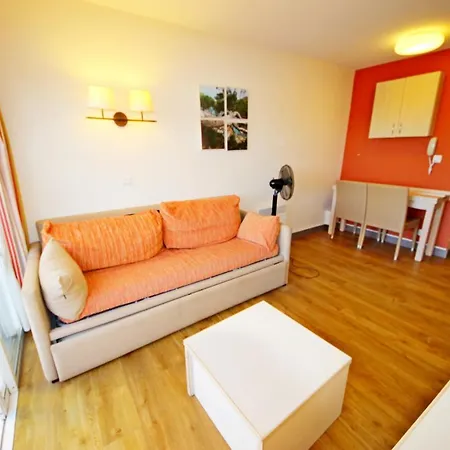 1a C9 371 - 355la Appartement